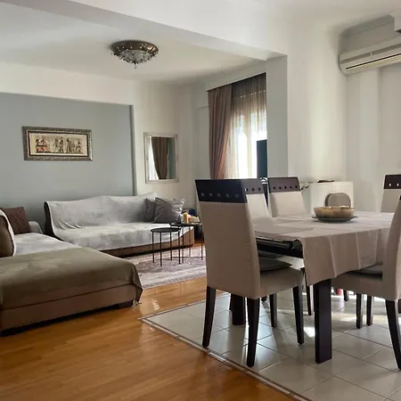 Honeybee Kordelio Area Apartment *